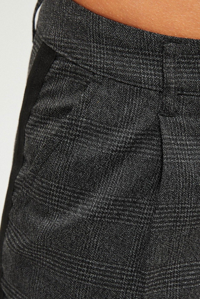 Check trousers with stripes
