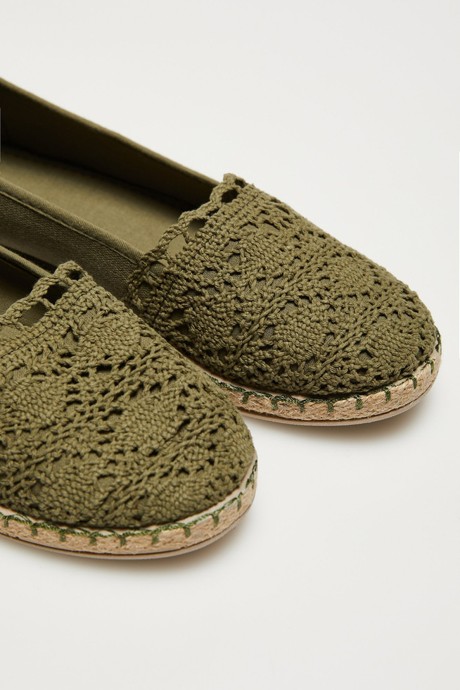 Espadrilles with lace