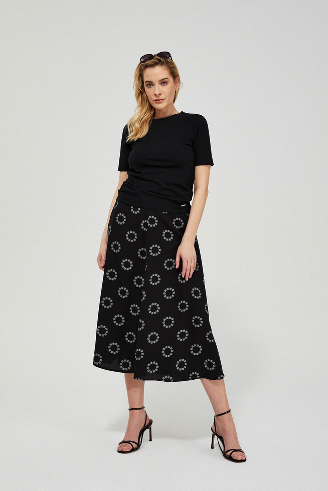 Flared skirt with a print