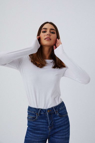 Plain blouse with long sleeves