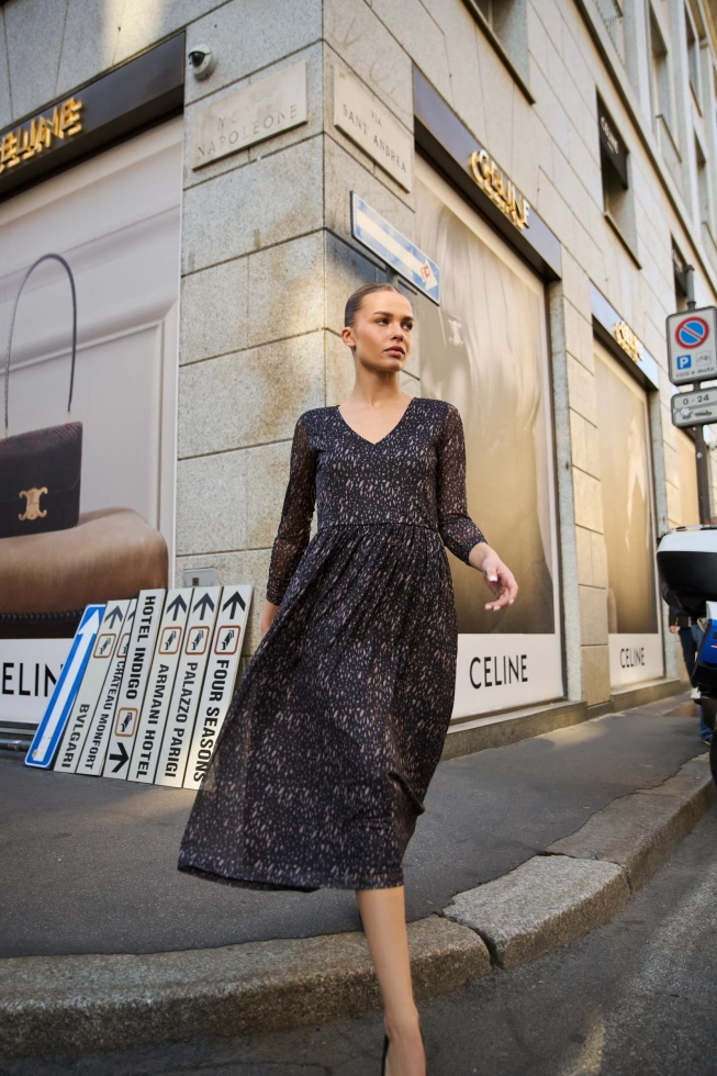 SUKIENKA DAMSKA L-SU-4904 BLACK