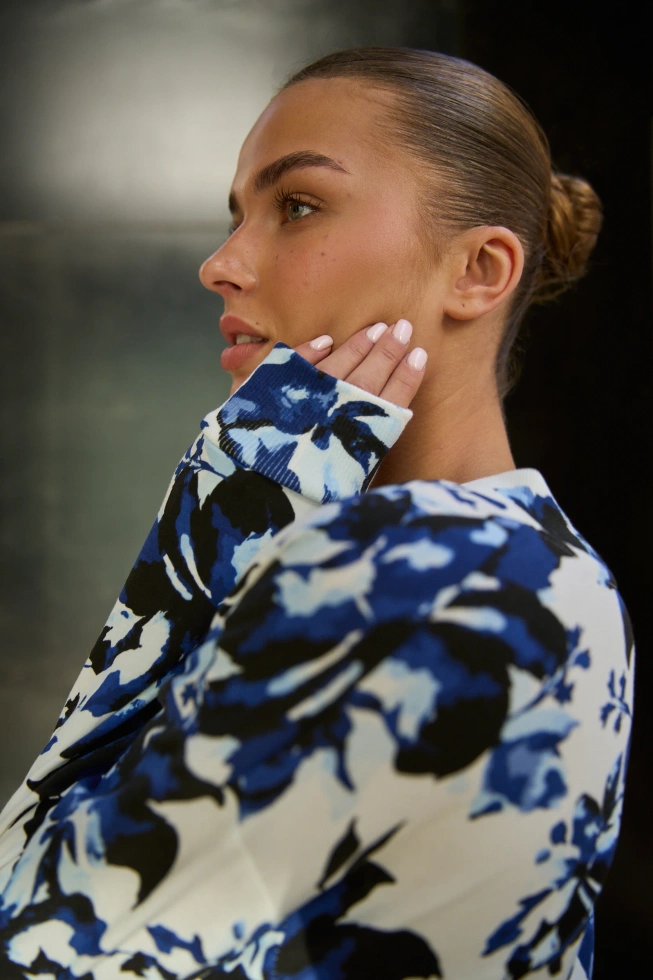 WOMEN'S SWEATSHIRT L-BL-4905 OFF WHITE