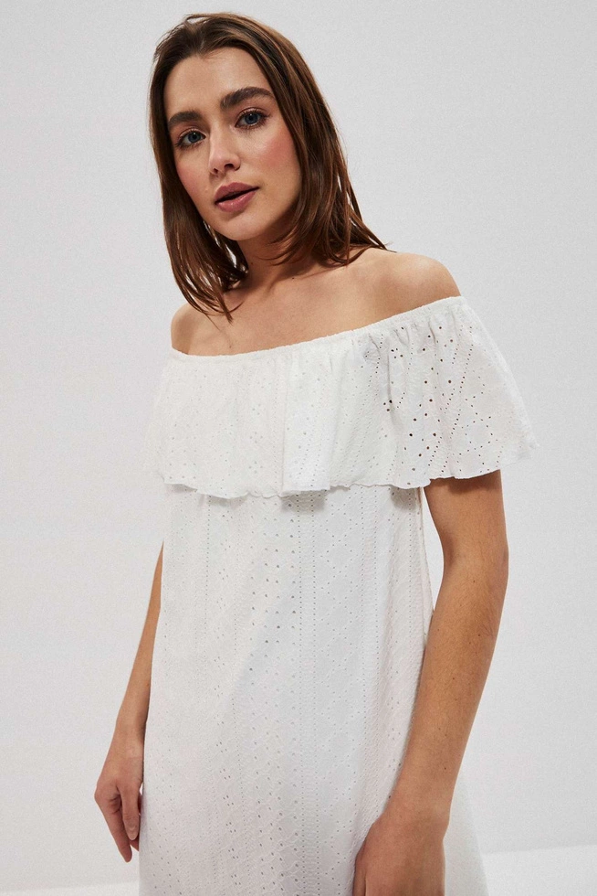 Openwork dress with bare shoulders