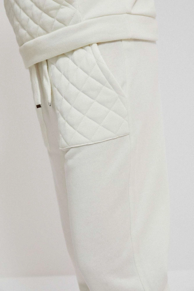 Sweatpants with quilted pockets-set