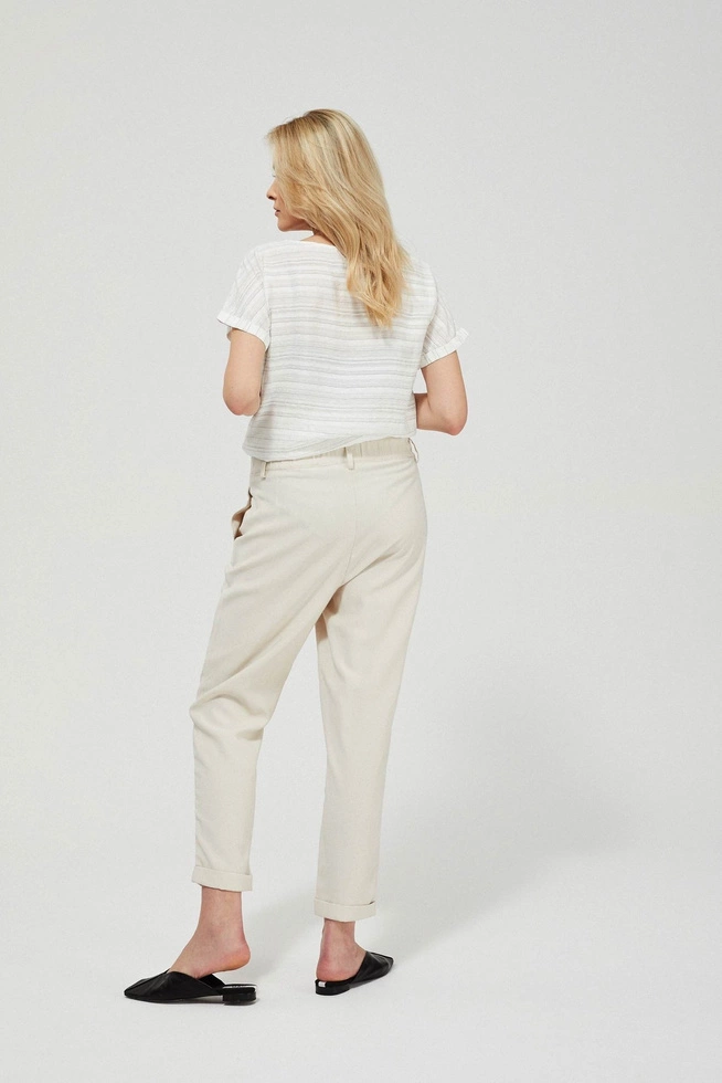 Pants with a gathered waist