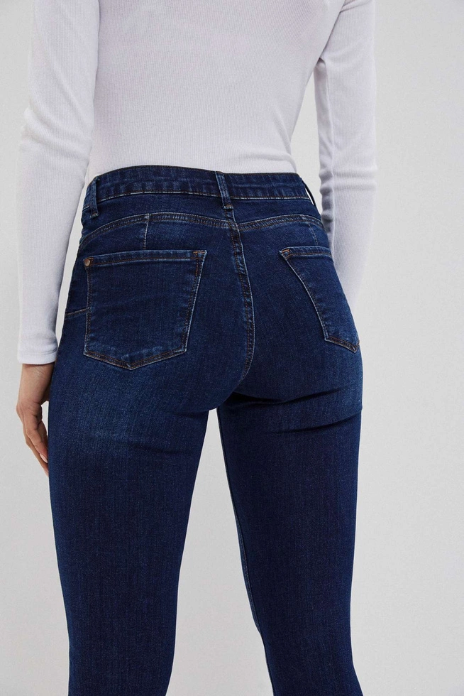 Push up jeans