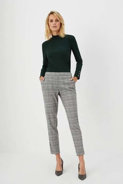 Checkered cigarillos