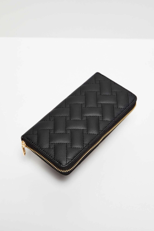 Wallet with a geometric pattern