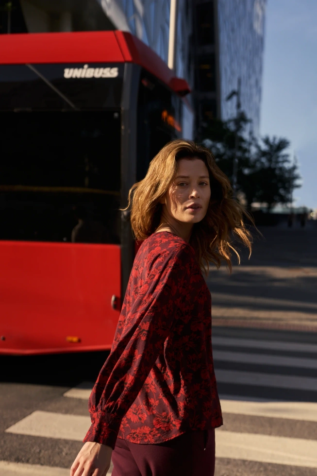 WOMEN'S SHIRT Z-KO-4827 BURGUNDY
