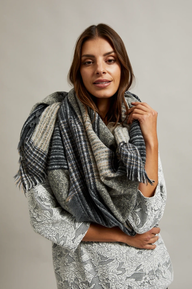 WOMEN'S SCARF Z-SZ-4521 GREY