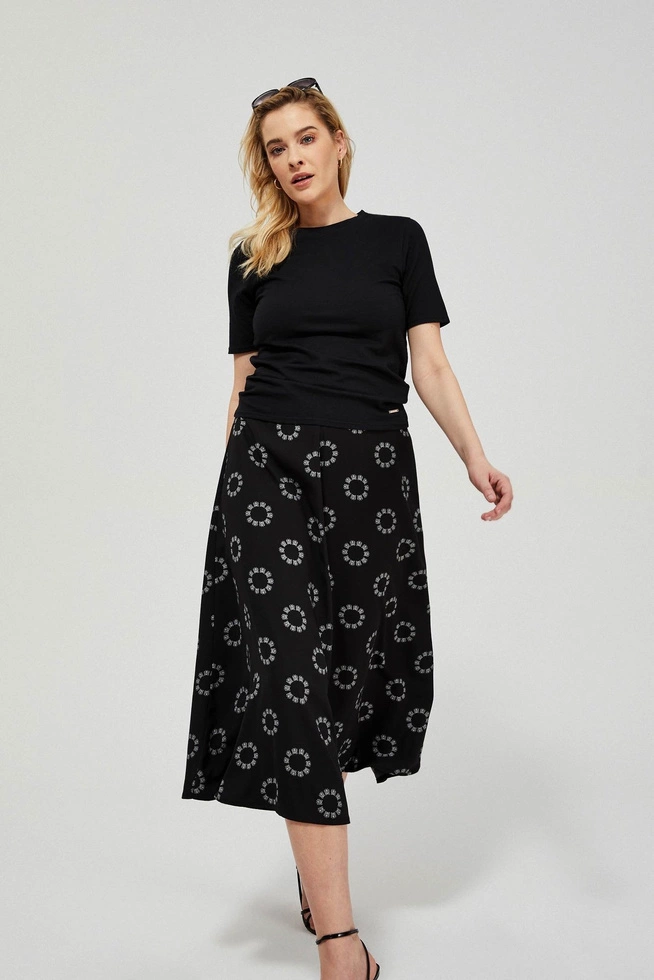 Flared skirt with a print