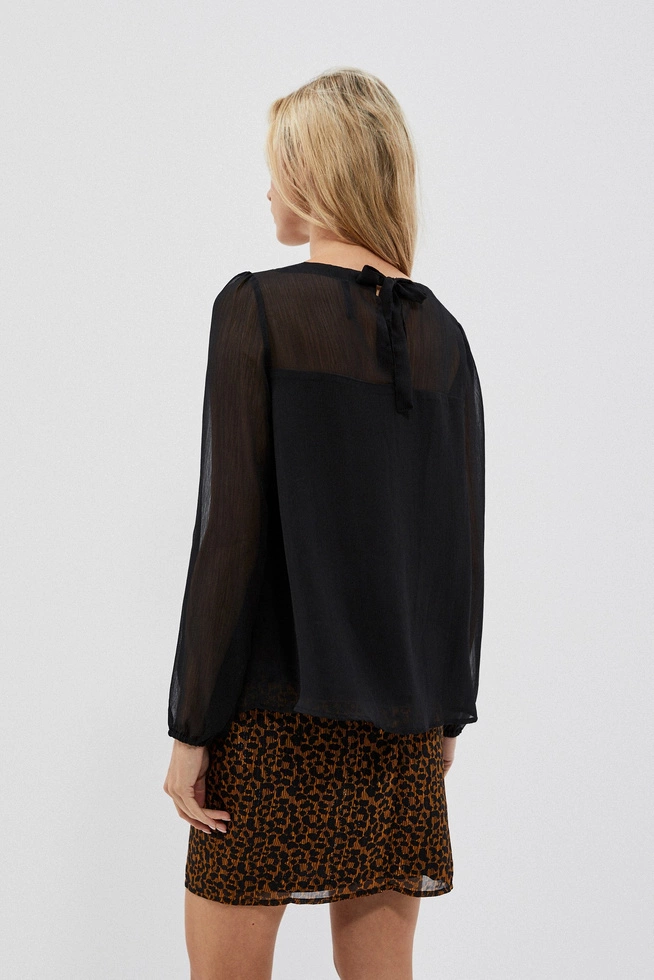 Shirt with puff sleeves