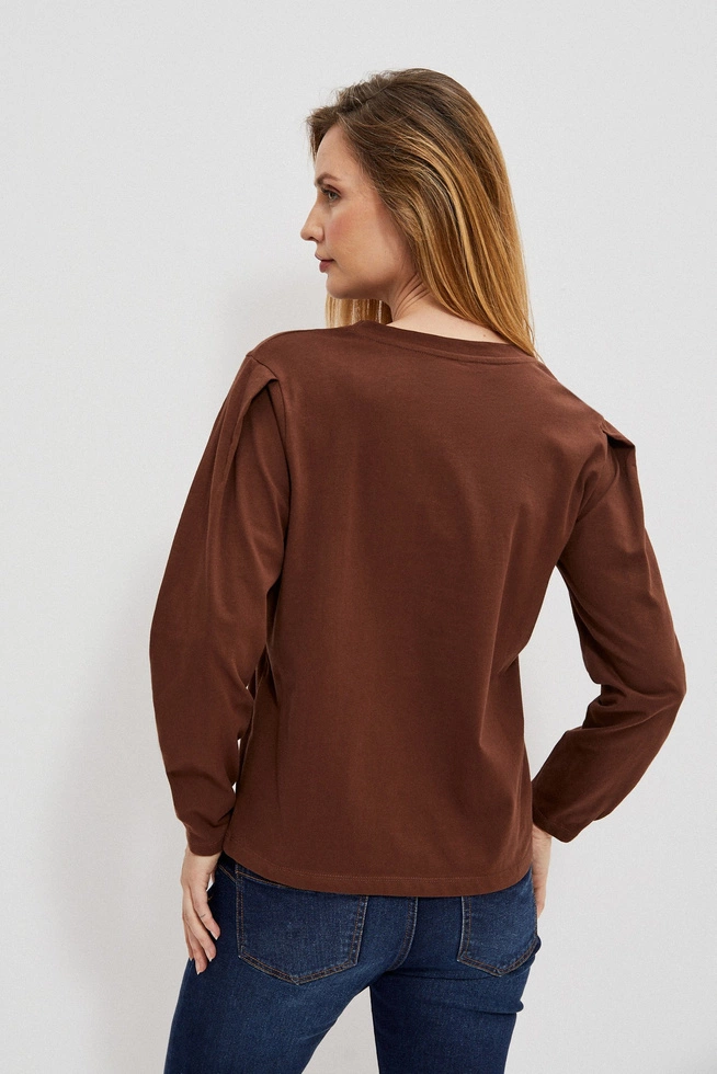 Long-sleeved blouse with a metallic print