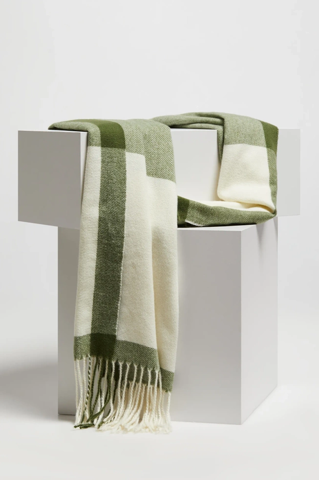 WOMEN'S SCARF Z-SZ-4510 D.OLIVE