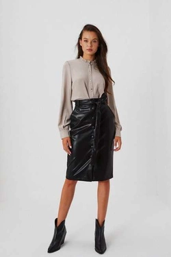 Faux leather pencil skirt