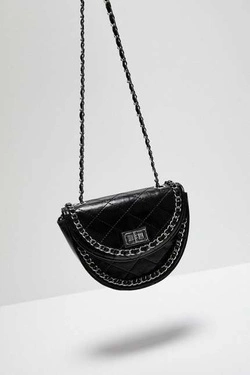 Pikowana torebka z łańcuszkiem Z-TO-3604 BLACK