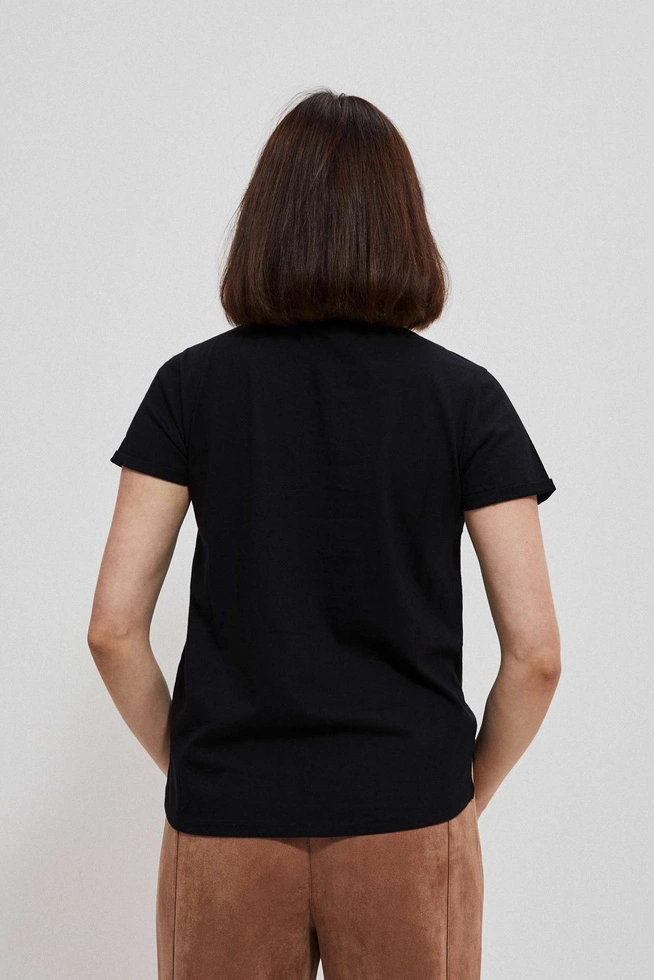 Cotton t-shirt with a pocket