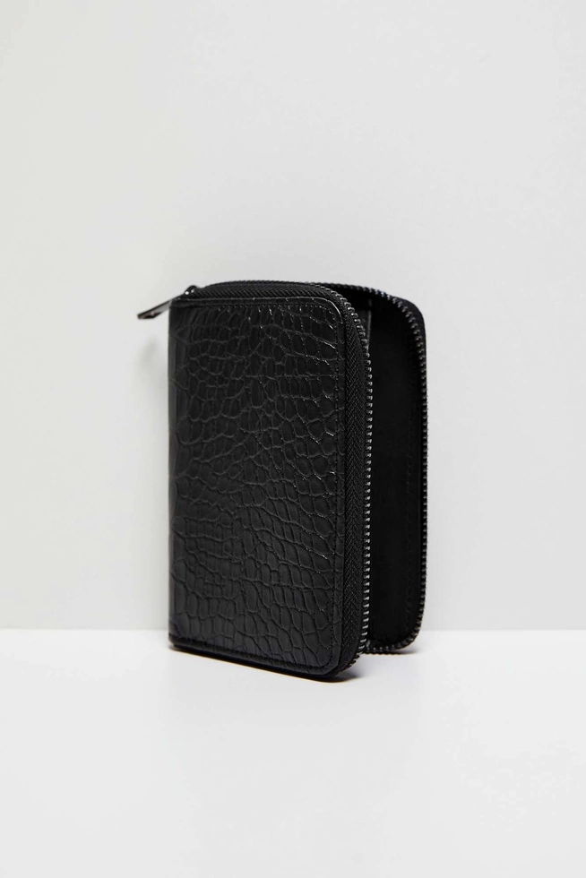 Wallet with an animal pattern