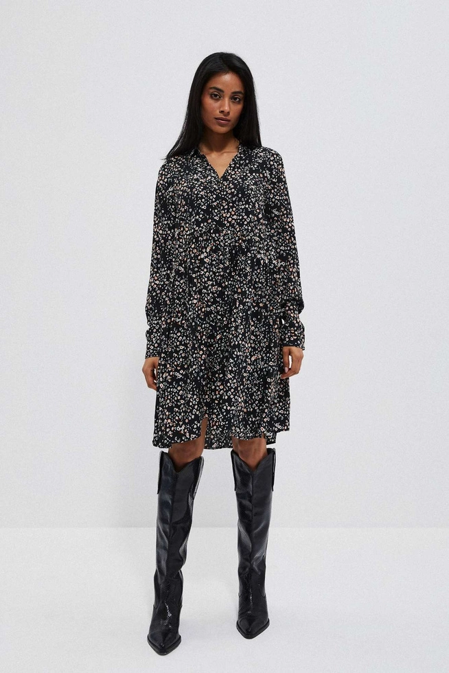 Dress with a colorful print