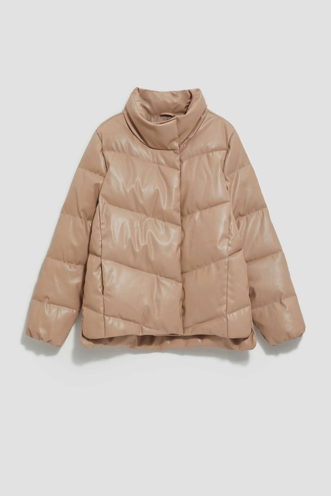 Quilted jacket with a collar