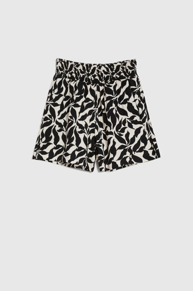 WOMEN'S SHORTS L-SH-4617 L.BEIGE
