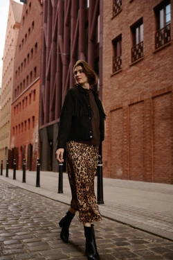 WOMEN'S SKIRT Z-SC-4808 BROWN