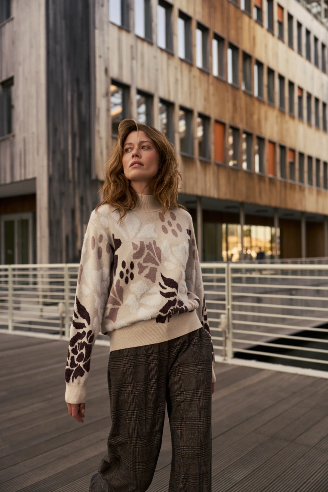 WOMEN'S SWEATER Z-SW-4852 L.BEIGE