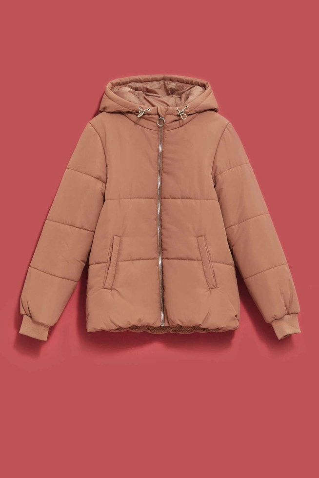 Short quilted jacket