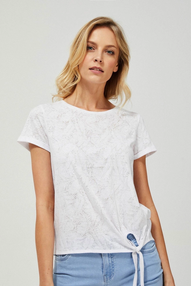 T-shirt with a tie