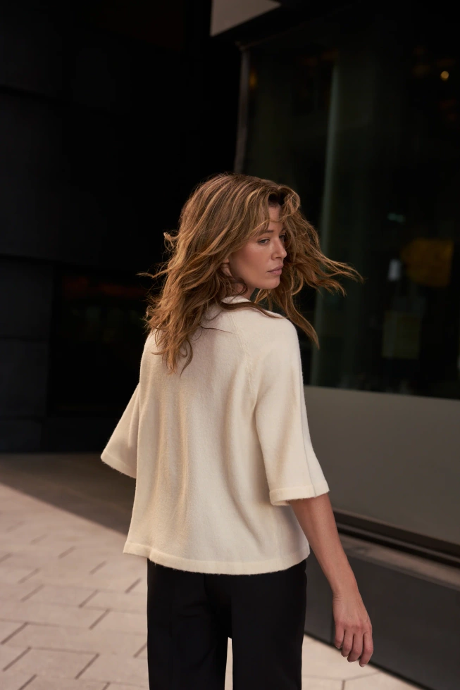 WOMEN'S SWEATER Z-SW-4846 OFF WHITE
