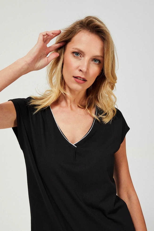 Bluzka z koronką na plecach L-TS-3175 BLACK