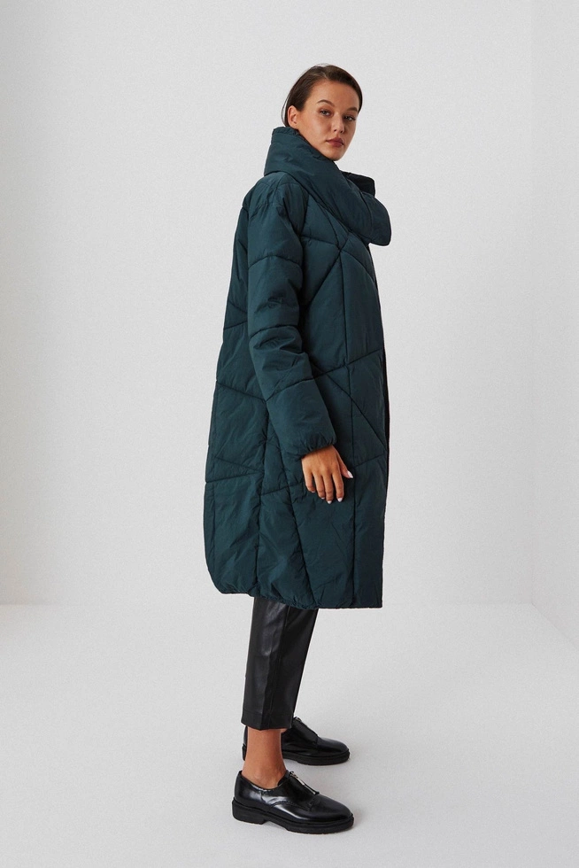 Padded coat with a high collar