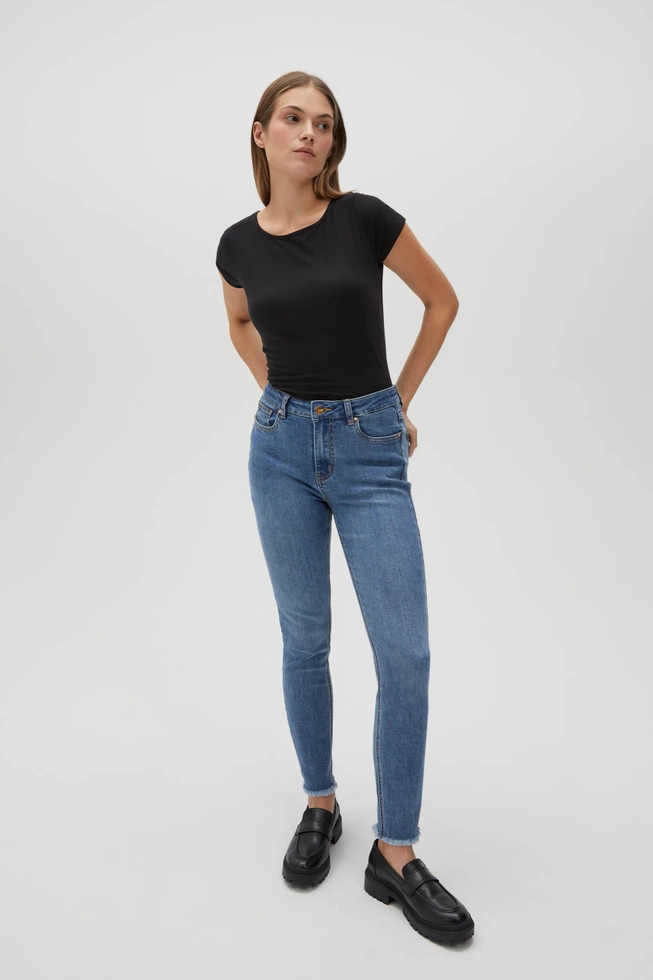 WOMEN'S TSHIRT L-TS-4622 BLACK