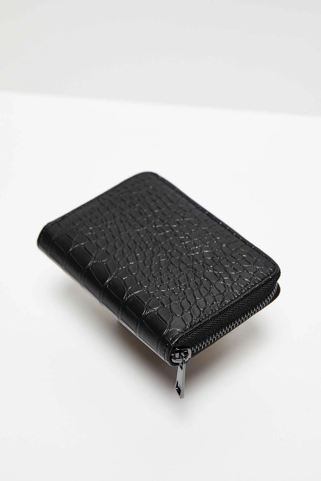 Wallet with an animal pattern