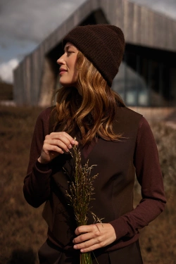 CZAPKA DAMSKA Z-CZ-4809 BROWN