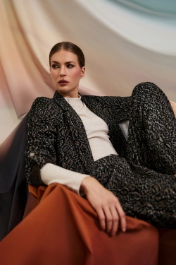 WOMEN'S JACKETS Z-MR-4801 BLACK