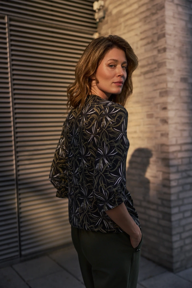 WOMEN'S SWEATER Z-SW-4824 BLACK