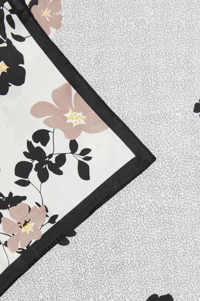 SZALIK DAMSKI L-SZ-4920 BLACK-pakiet