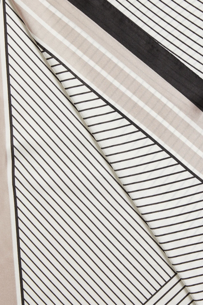 SZALIK DAMSKI L-SZ-4908 BLACK-pakiet