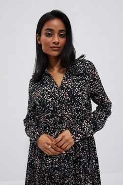 Dress with a colorful print