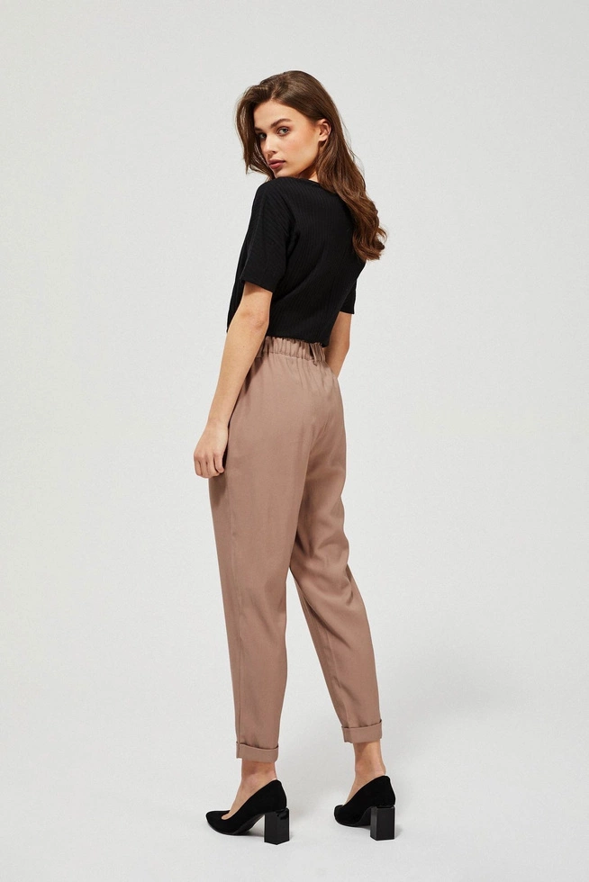 Pants with a gathered waist