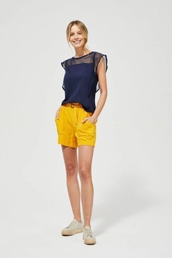 Shorts with a gathered waist
