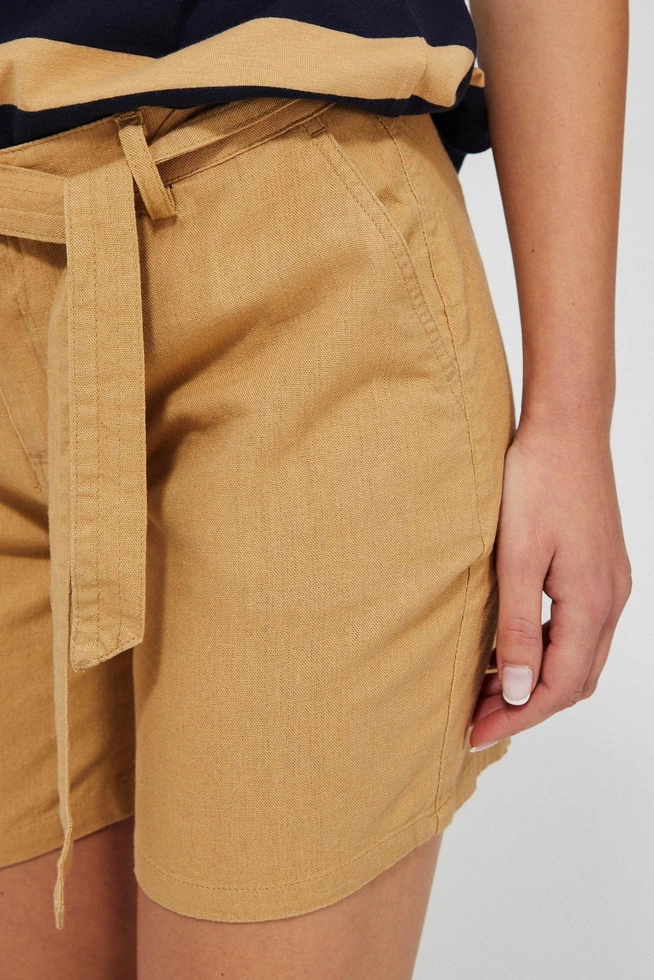 Linen shorts