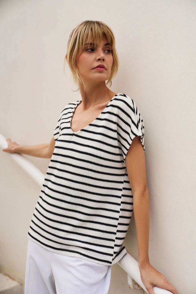 WOMEN'S TSHIRT L-TS-4694 WHITE_BLACK-set