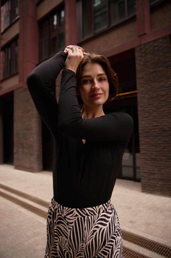 WOMEN'S LONGSLEEVE Z-TS-4813 BLACK