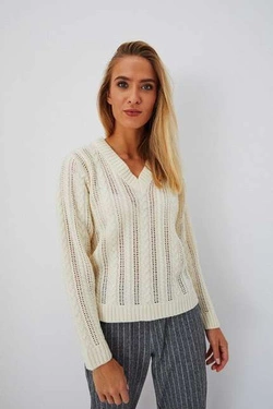 Sweater with a braid pattern