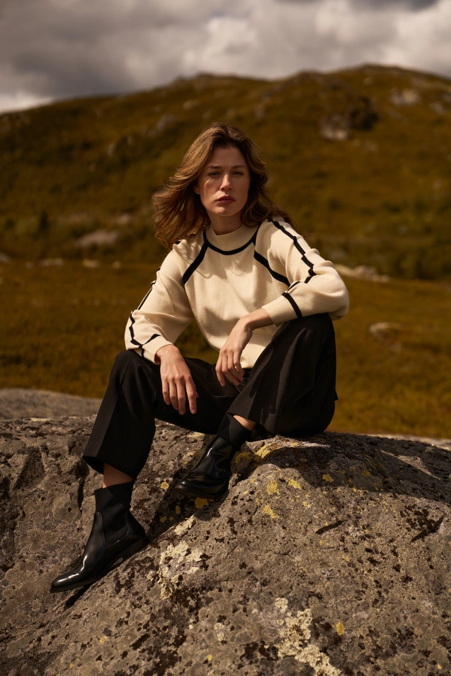 WOMEN'S SWEATER Z-SW-4841 OFF WHITE