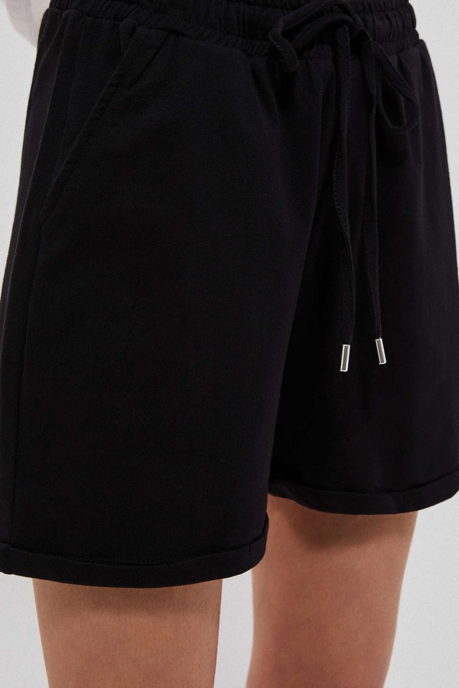 Plain cotton shorts